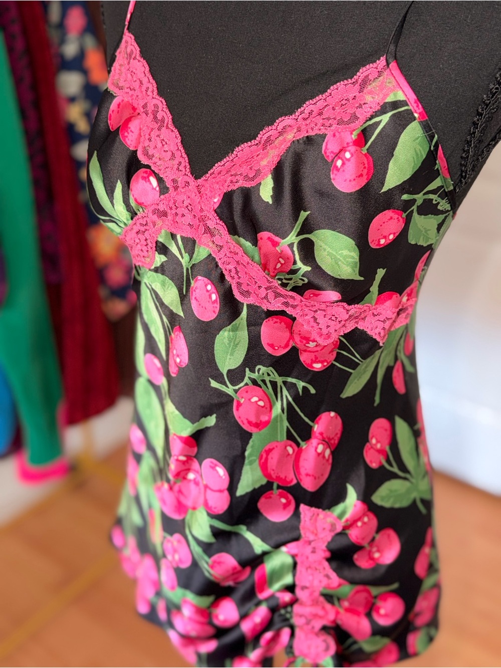 Vintage Victoria’s Secret Cherry Print Lace Mini Dress Y2K Size S - Picture 3 of 7
